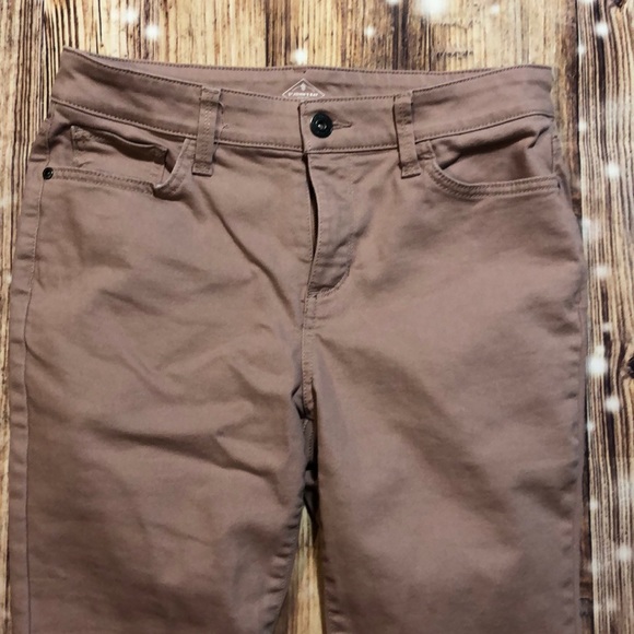 St Johns Bay blush skinny jeans 8 - Picture 2 of 7